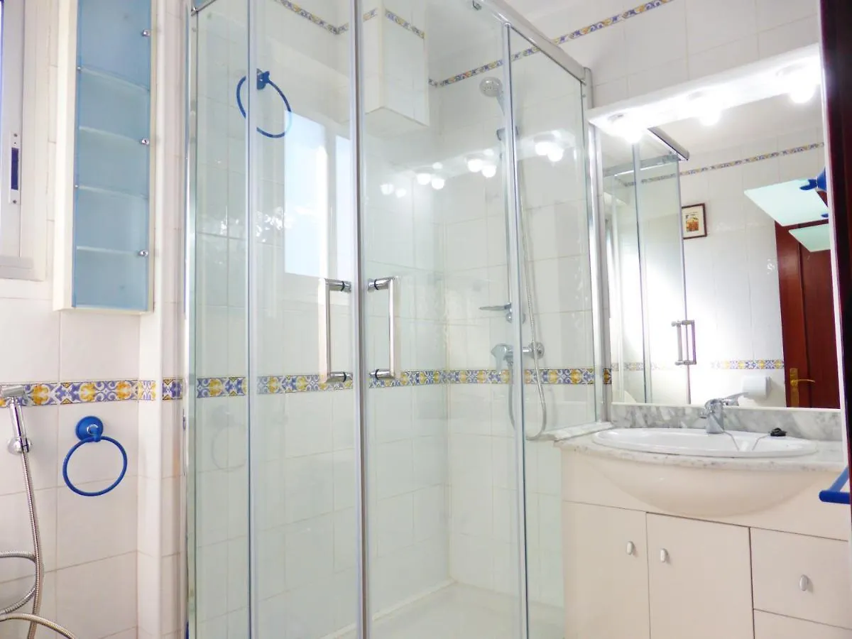 Apartamentos Dms 039 Jardines Σαλού 0*,